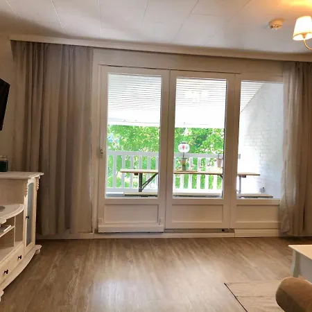 דירה Oma Tilly's Ferienwohnung בורדלום