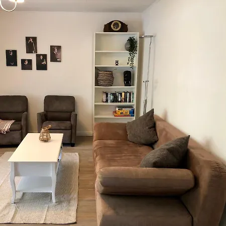 דירה Oma Tilly's Ferienwohnung בורדלום